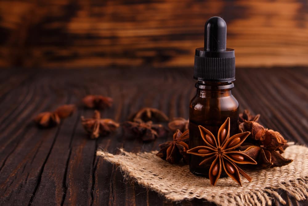 Anise-Seed-Oil-becomes-a-valuable-ally-in-maintaining-product-quality-and-freshness.